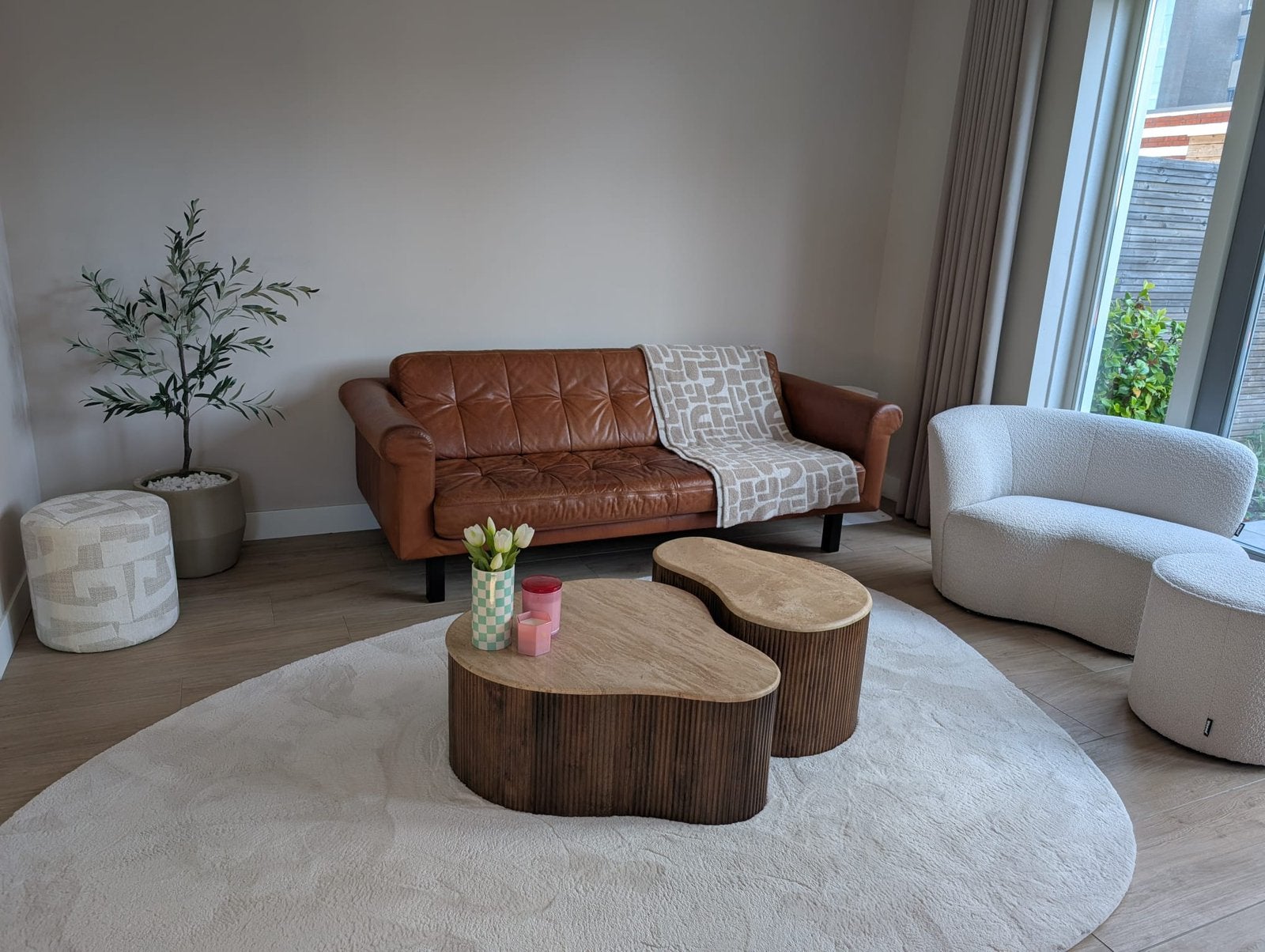 Eleonora Kira Salontafel set - 3 stuks met travertin blad, Zo goed als nieuw, Overige vormen, 5 – 50, Overige houtsoorten