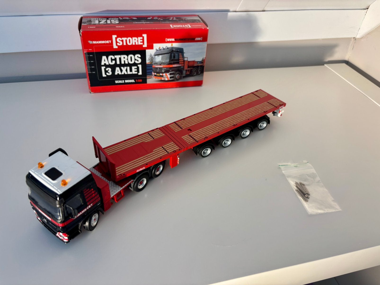 Mammoet Mercedes-benz Actros mp2 6x4 + Nooteboom teletrailer, Hobby en Vrije tijd, Ophalen of Verzenden, Nieuw, Bus of Vrachtwagen