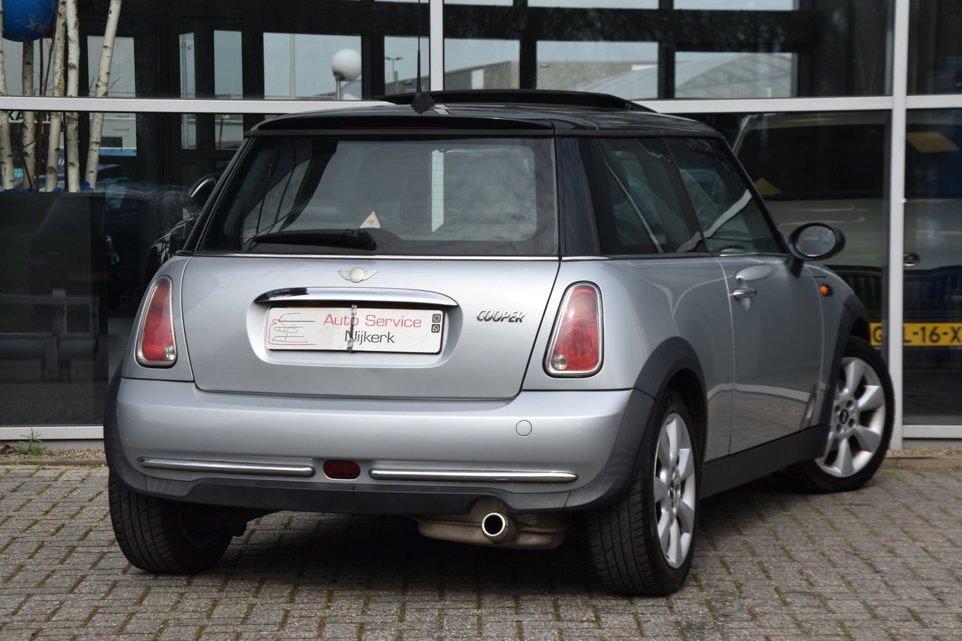 Mini Mini 1.6 Cooper Chili Airco Elek. Ramen Pano.dak Apk Lm, Auto's, Mini, Voorwielaandrijving, Gebruikt, Zwart, 4 cilinders