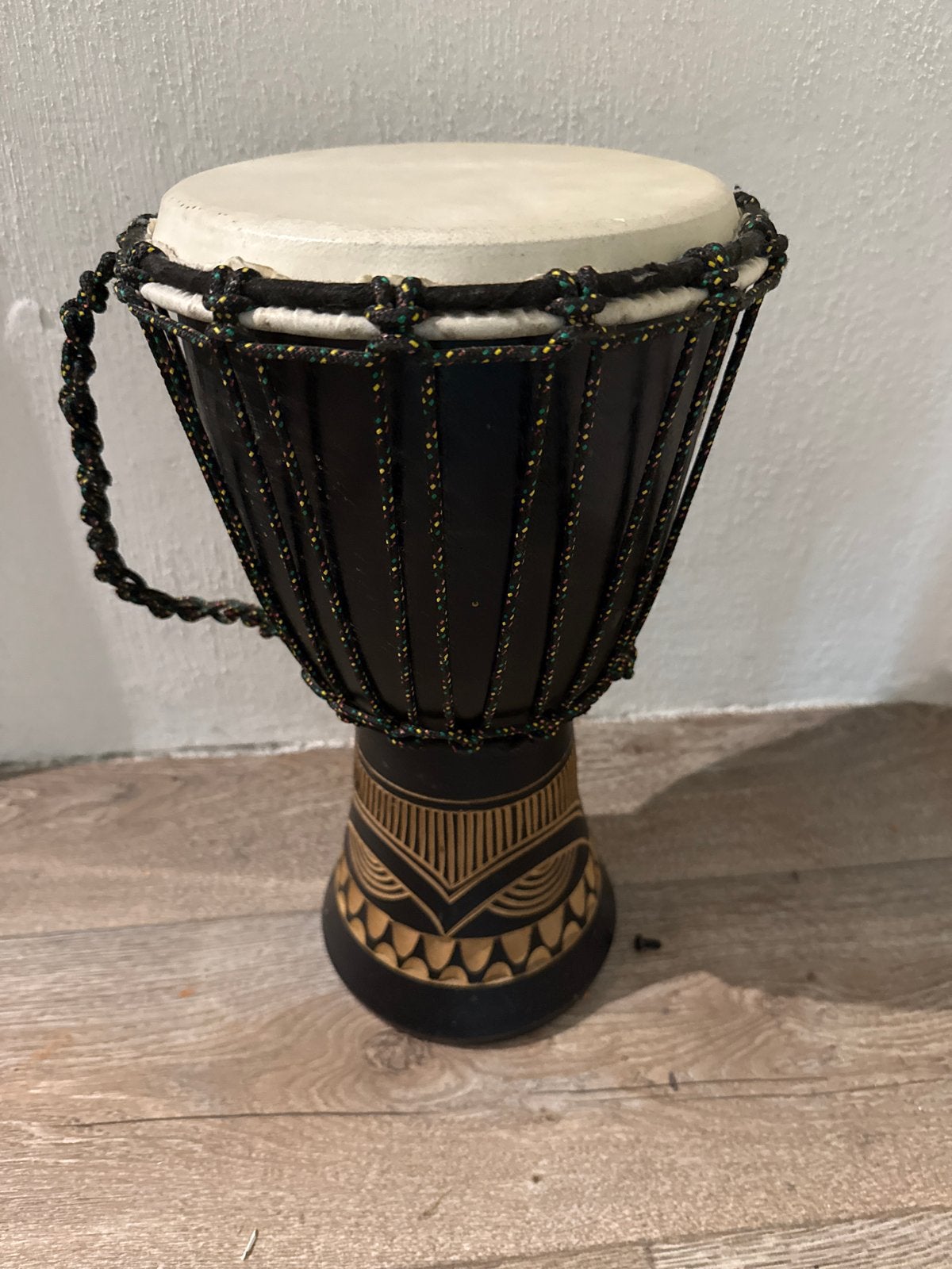 Mooie Djembe Trommel - Handgemaakt Afrikaans Design, Muziek en Instrumenten, Percussie, Ophalen of Verzenden, Zo goed als nieuw