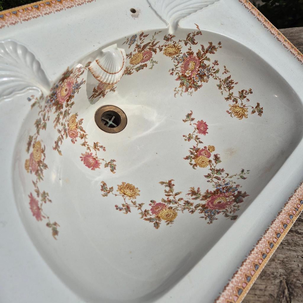 Antieke wastafel met bloemen en decorrand 64x46cm, Ophalen