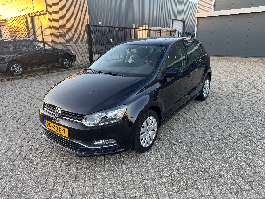 Volkswagen Polo 1.4 TDI NAP 66KW BMT 2017 Zwart, Auto's, Voorwielaandrijving, Stof, 1051 kg, Zwart