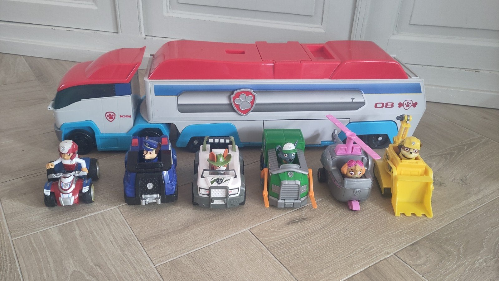 Paw Patrol paw patroller met wagens en pups, Ophalen, Gebruikt