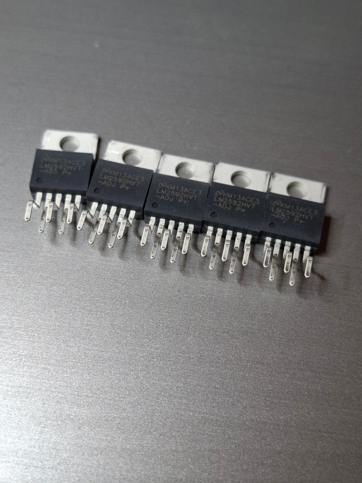 LM2592HVT-ADJ - SIMPLE SWITCHER Power Converter, Ophalen of Verzenden, Nieuw