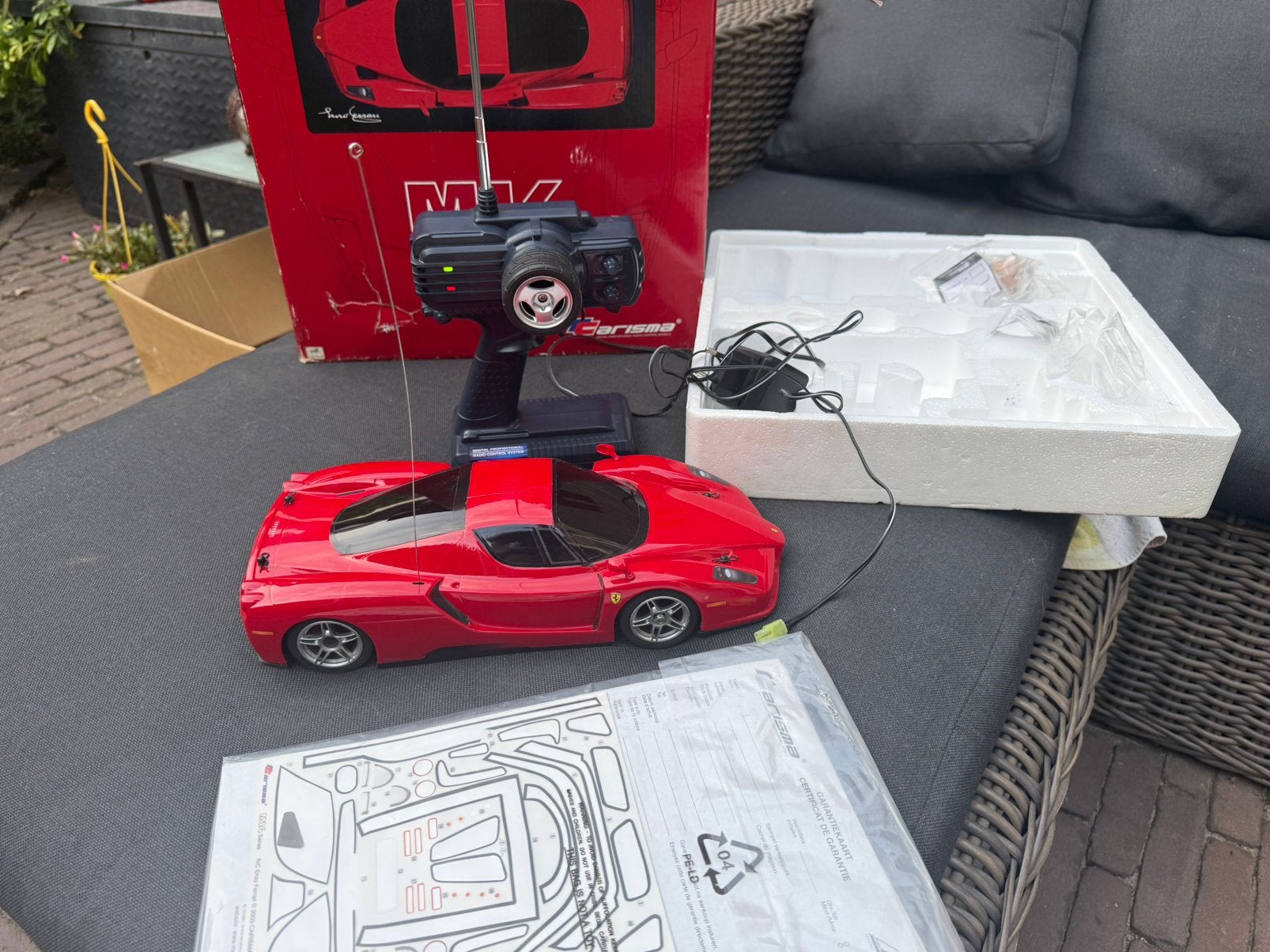 Ferrari Enzo Carisma M14 1:14, Ophalen of Verzenden, Zo goed als nieuw