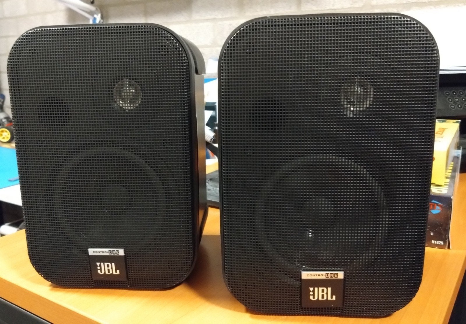 JBL Control One boekenplank luidspreker set 4 inch - 2 weg, JBL, Ophalen of Verzenden, Zo goed als nieuw, 60 tot 120 watt