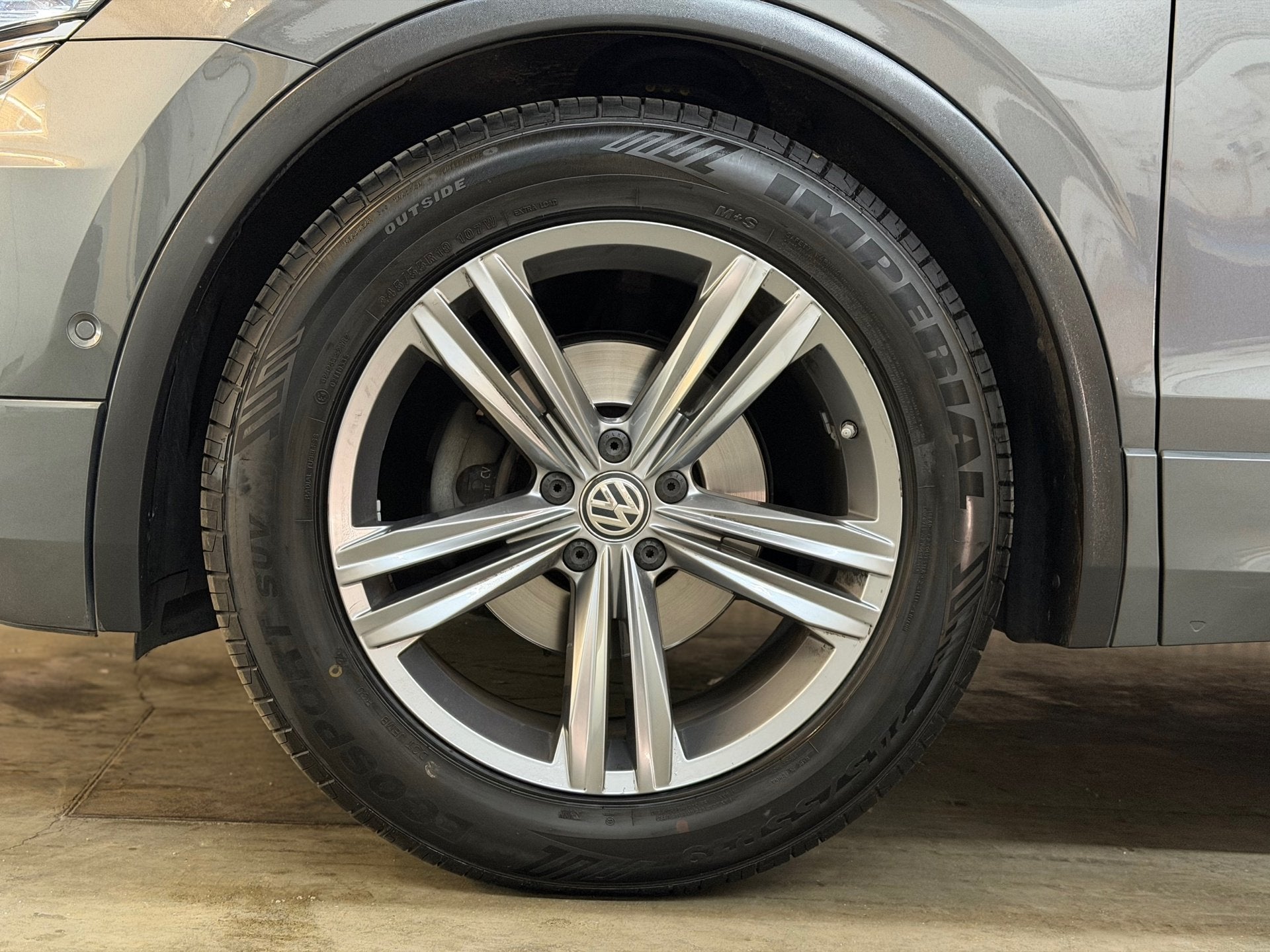 Volkswagen Tiguan 1.5 TSI ACT R-Line 2020 DSG VIRTUAL CAMERA, Auto's, Volkswagen, 150 pk, SUV of Terreinwagen, 750 kg, 5 stoelen