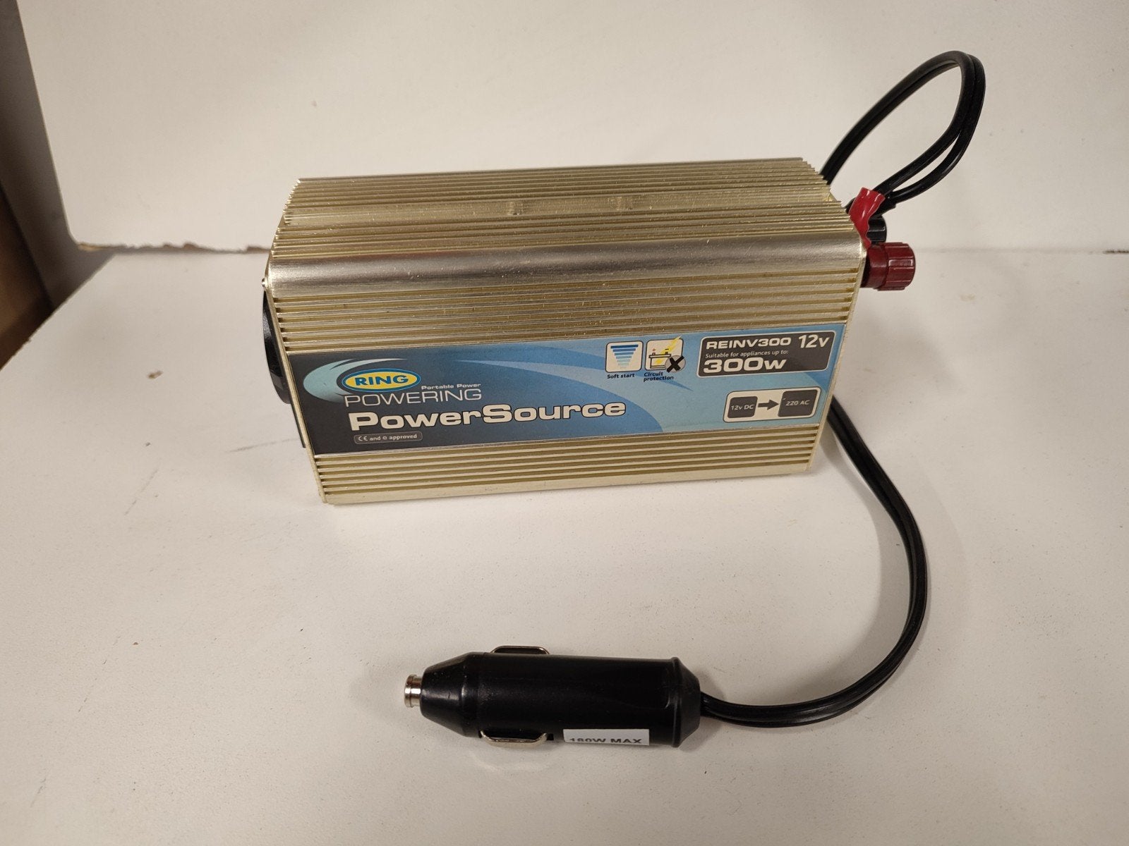 Ring PowerSource REINV300 12V 300W Omvormer, Ophalen of Verzenden