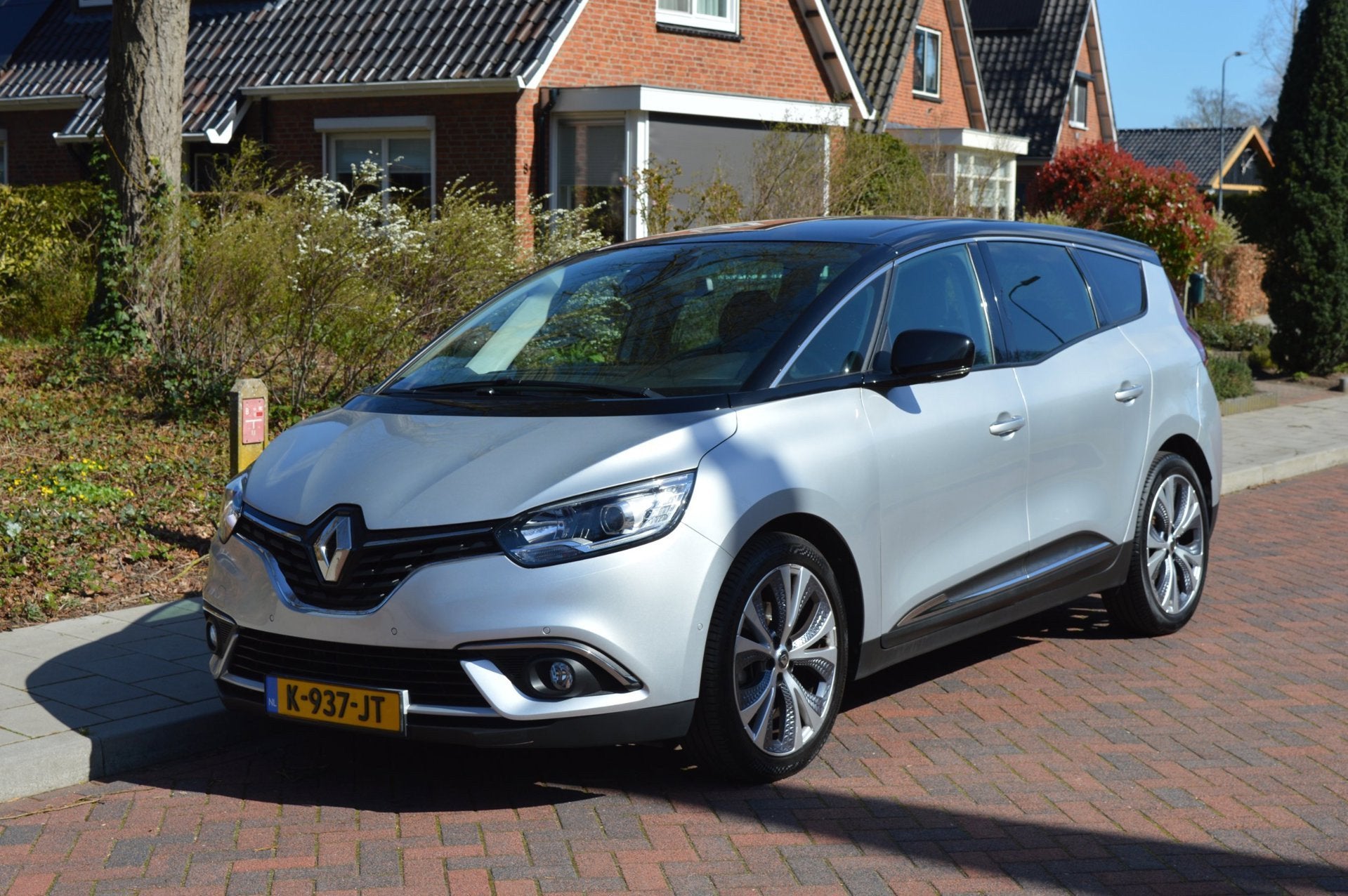 Renault Grand Scénic 1.3 TCe Intens 7p. 1ste eig/NAP/Org NL, Dealer onderhouden, 4 cilinders, Start-stop-systeem, Origineel Nederlands