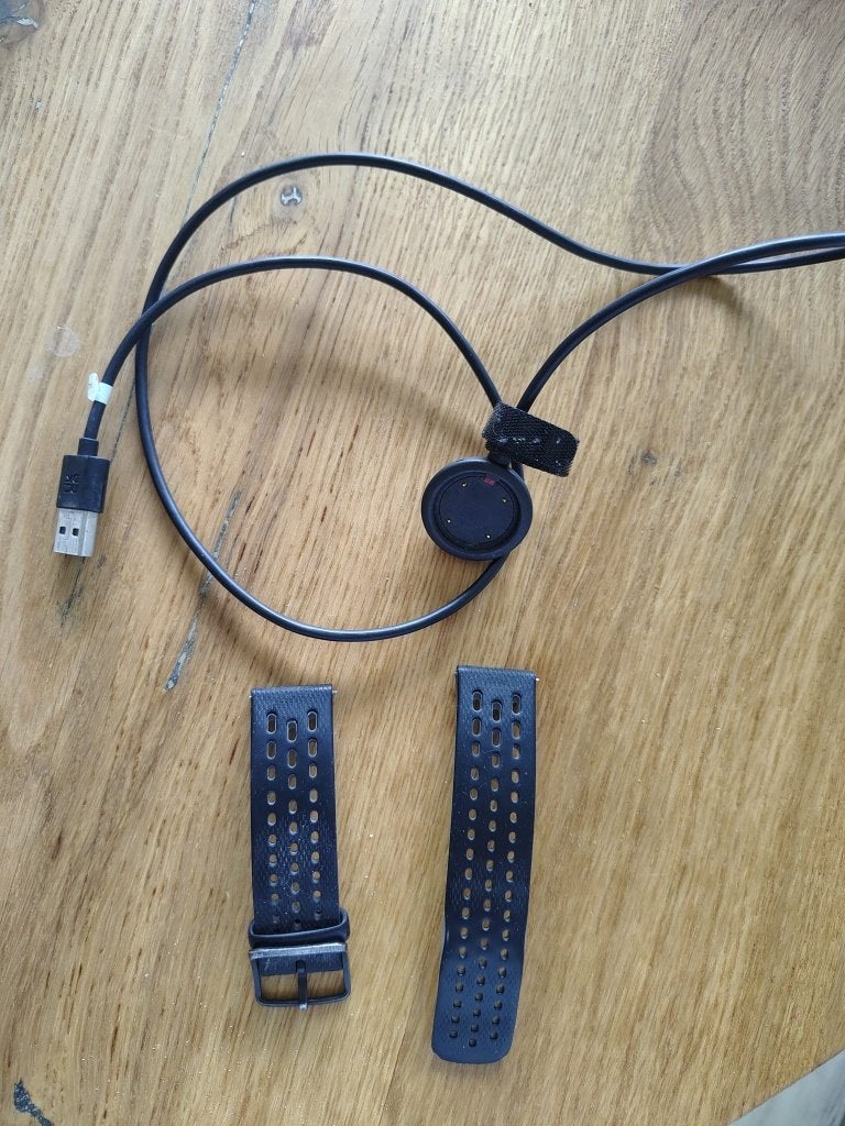oplader en siliconen bandje polar vantage m2, Gebruikt, Zwart, Android, POLAR