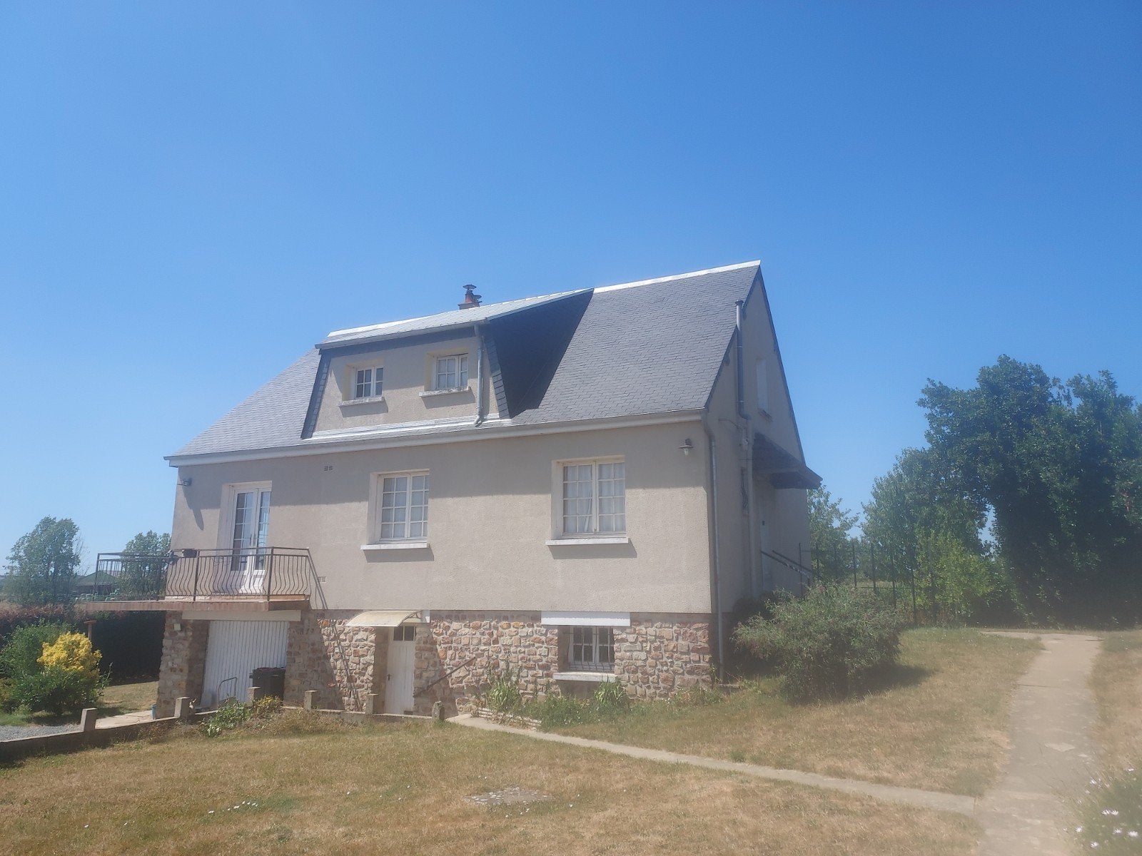 Huis met zwembad in de Mayenne Fr, 137 m², Woonhuis, Verkoop zonder makelaar, Landelijk