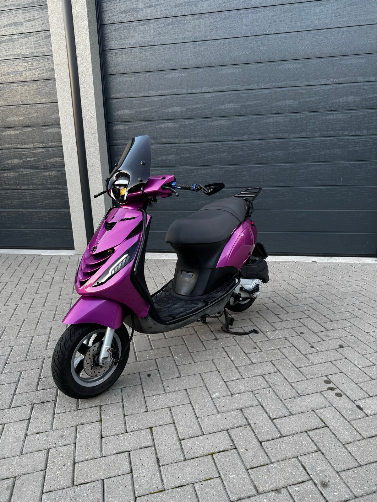 Strakke Piaggio Zip, Ophalen, Zip, Zo goed als nieuw, Benzine