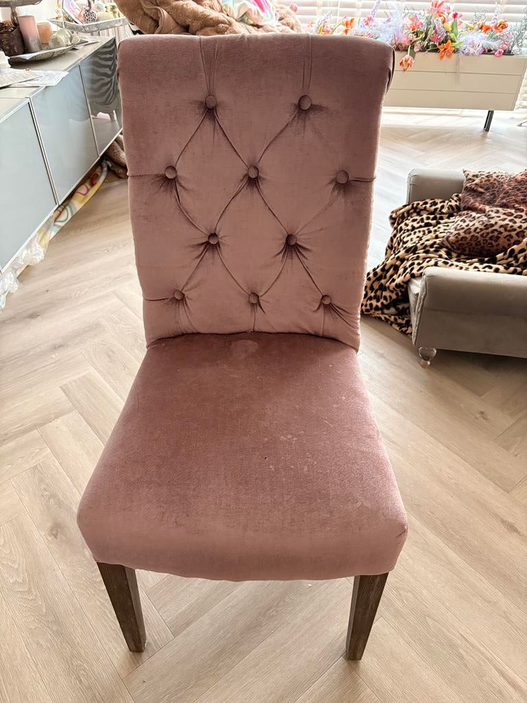 Gratis Lilla eetkamer stoelen, Ophalen, Gebruikt, Overige kleuren, Stof