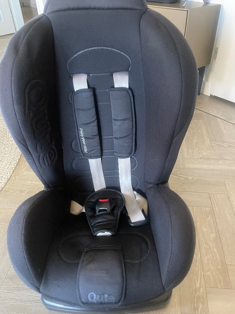 Qute autostoel met apart erbij een  stoelverhoger, Kinderen en Baby's, Slaapstand, 9 t/m 36 kg, Ophalen, Overige merken