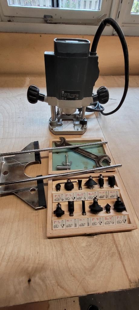 Elu Mof 96 type 3 750W bovenfrees incl freesjes, Gebruikt, Ophalen of Verzenden, Bovenfrees, Elu