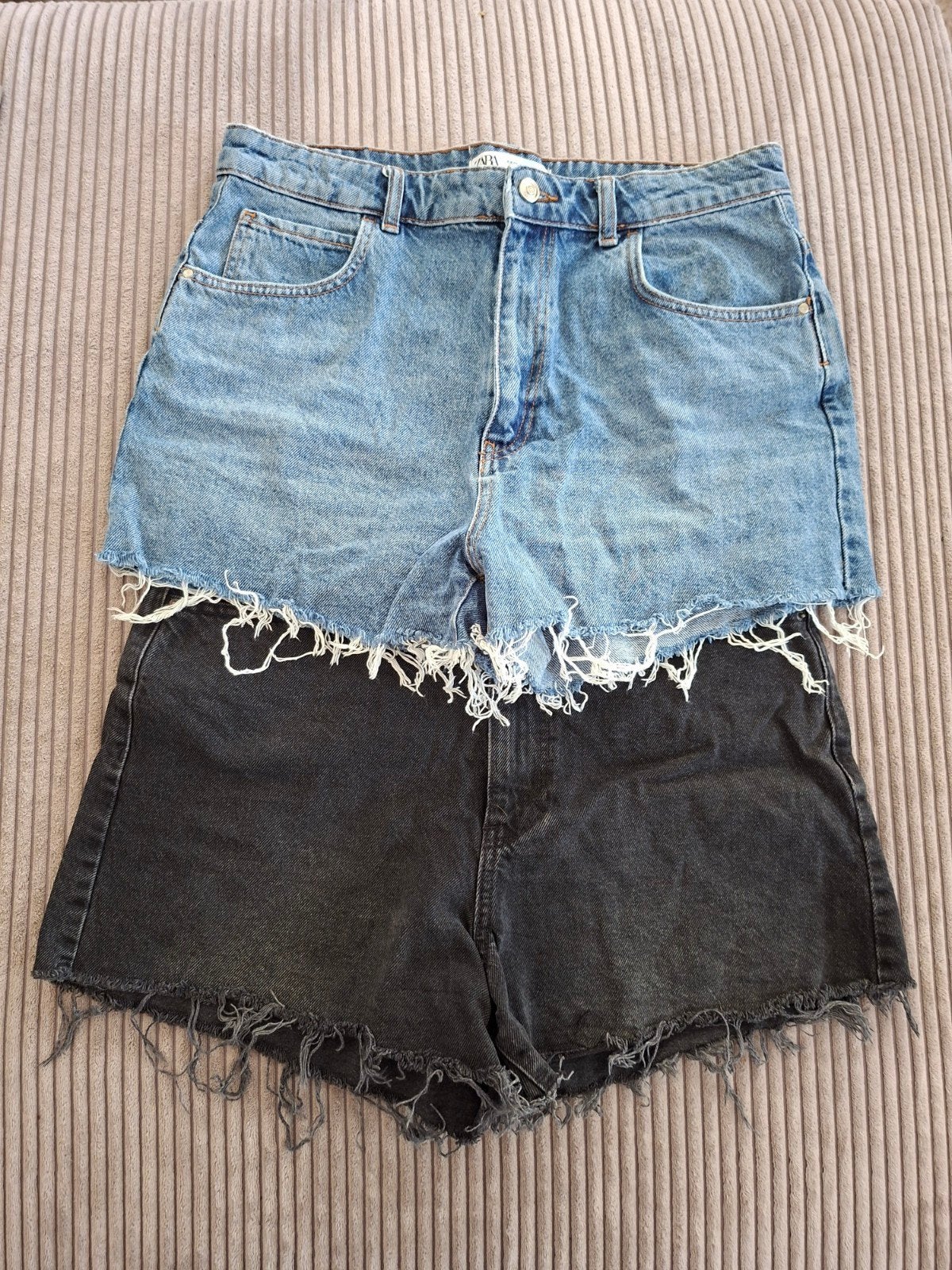 Zara Denim Shorts - Zwart en Blauw, Kleding | Dames, Zara, Ophalen, Zo goed als nieuw, Zwart