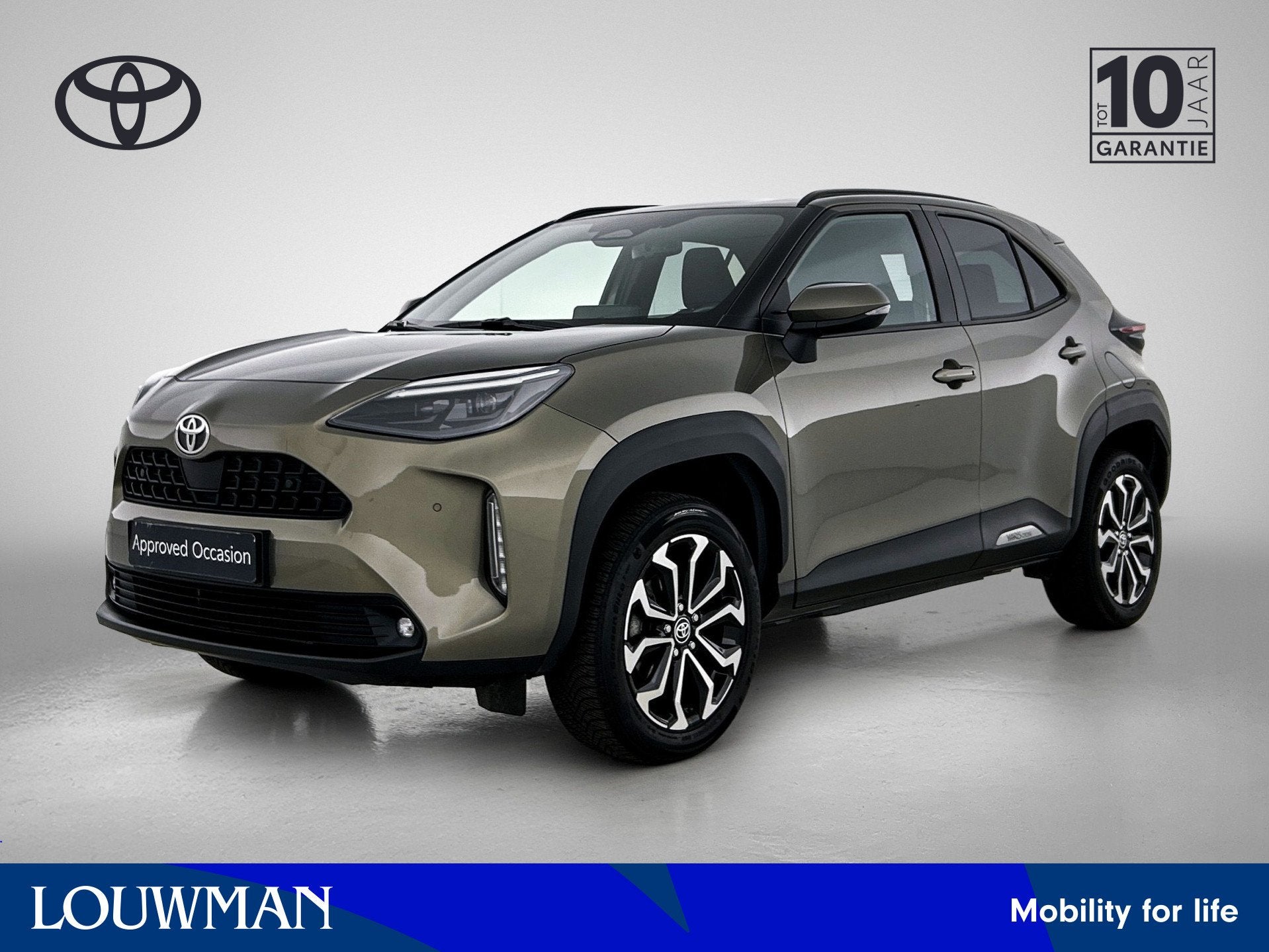 Toyota Yaris Cross 1.5 Hybrid 115 First Edition + | BTW voer, Stof, Zwart, 116 pk, Bedrijf