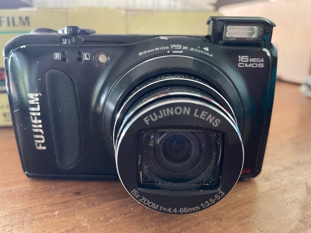 Fuji Camera Fine pix F 500 EXR 16 MEGA  CMOS, Ingebouwde flitser, Overige typen, 16 megapixels, Accu