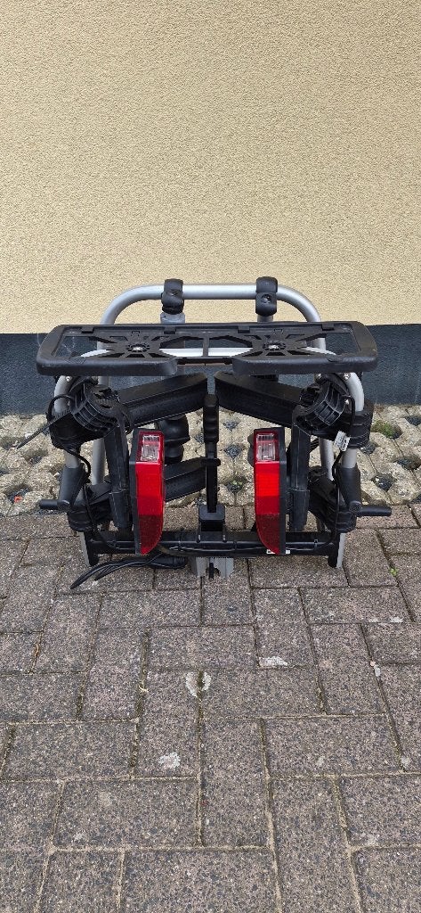 Fietsendrager  Uebler F22, Ophalen, Gebruikt, 2 fietsen, Trekhaakdrager