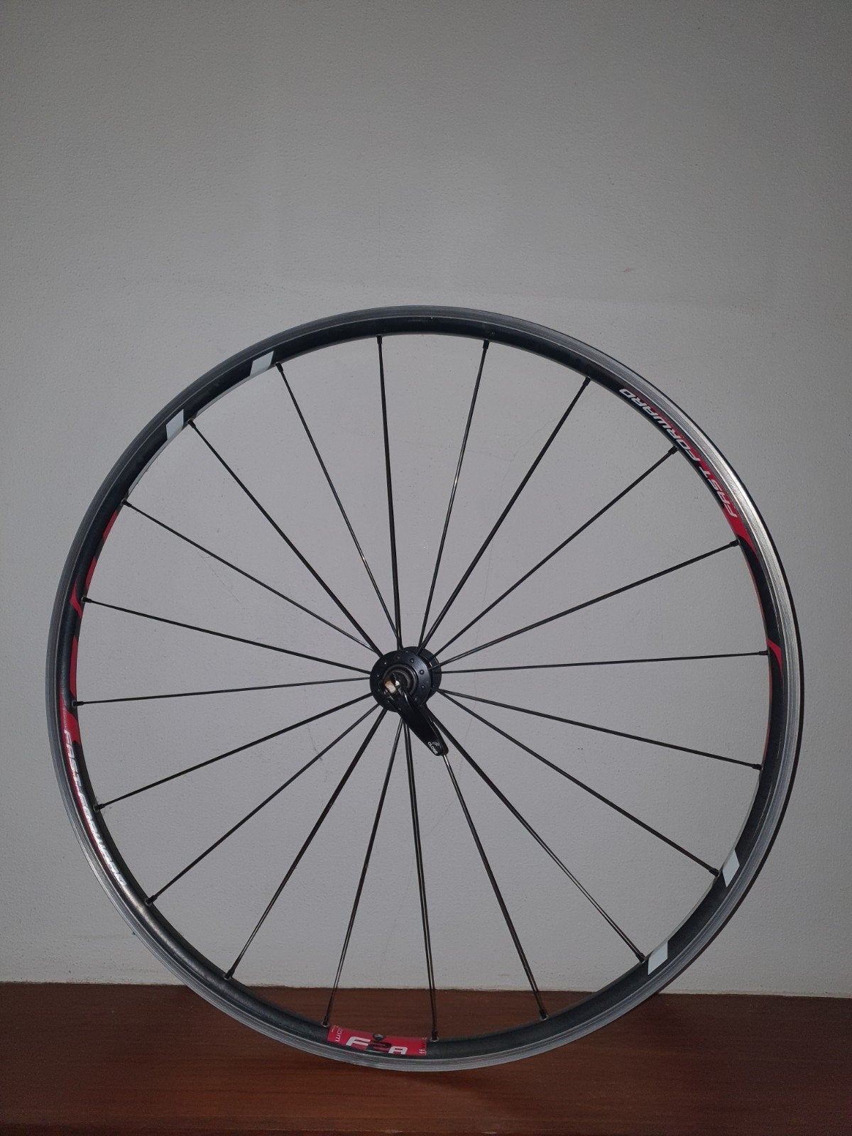 FFWD F2A klimwiel alu voorwiel Fast Forward, 20 mm, 715 gram, Fietsen en Brommers, Wiel, Gebruikt, Ophalen of Verzenden, FFWD