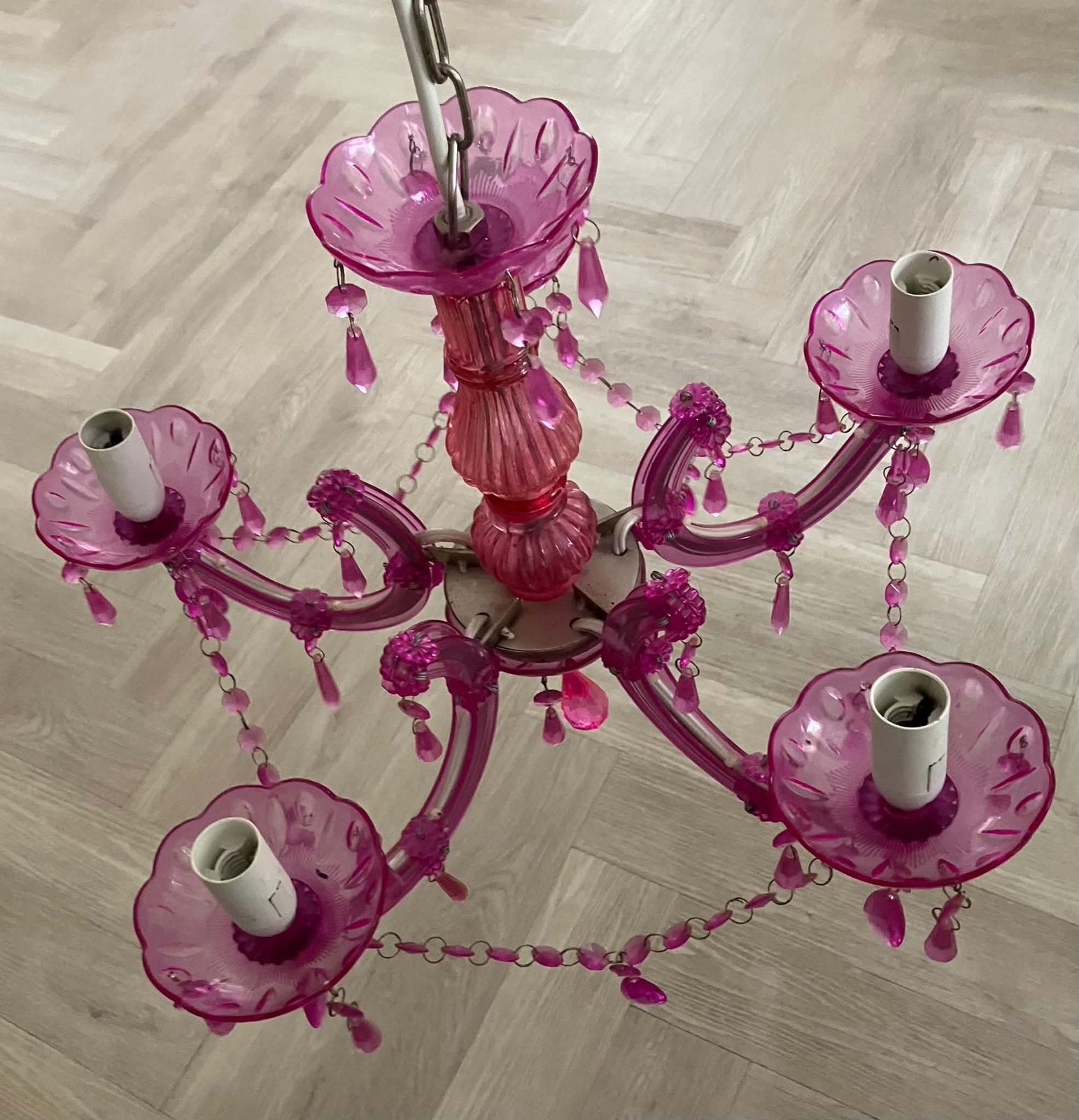 Leuke kroonluchter voor in de kinderkamer, Ophalen of Verzenden, Zo goed als nieuw, Kunststof