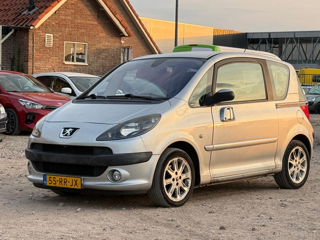 Peugeot 1007 1.6-16V Sporty/ AUTOMAAT, 15 km/l, Gebruikt, 4 cilinders, Bedrijf