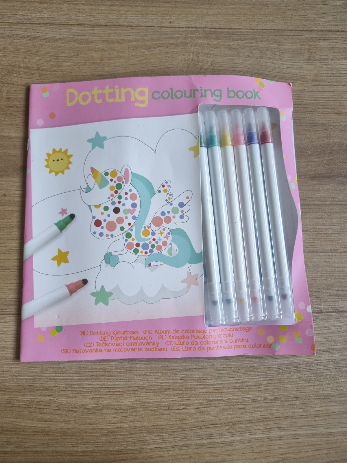 Dotting Colouring Book met 6 stiften - Nieuw, Ophalen of Verzenden, Nieuw, Knutselen