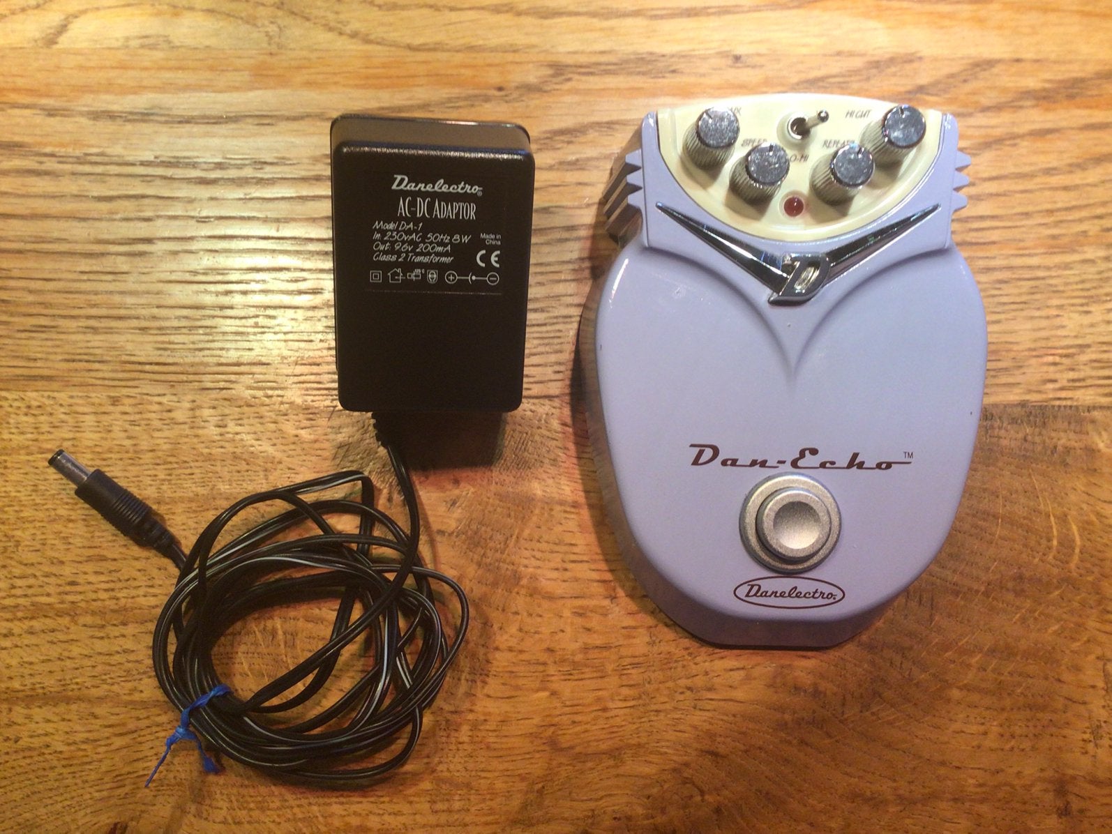 T.K. DANELECTRO effect pedal echo, Ophalen of Verzenden, Zo goed als nieuw