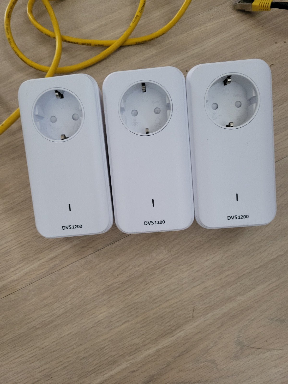 Devolo DVS 1200 Powerline Adapters (3 stuks), Computers en Software, Powerlines, Ophalen of Verzenden, Zo goed als nieuw, Devolo