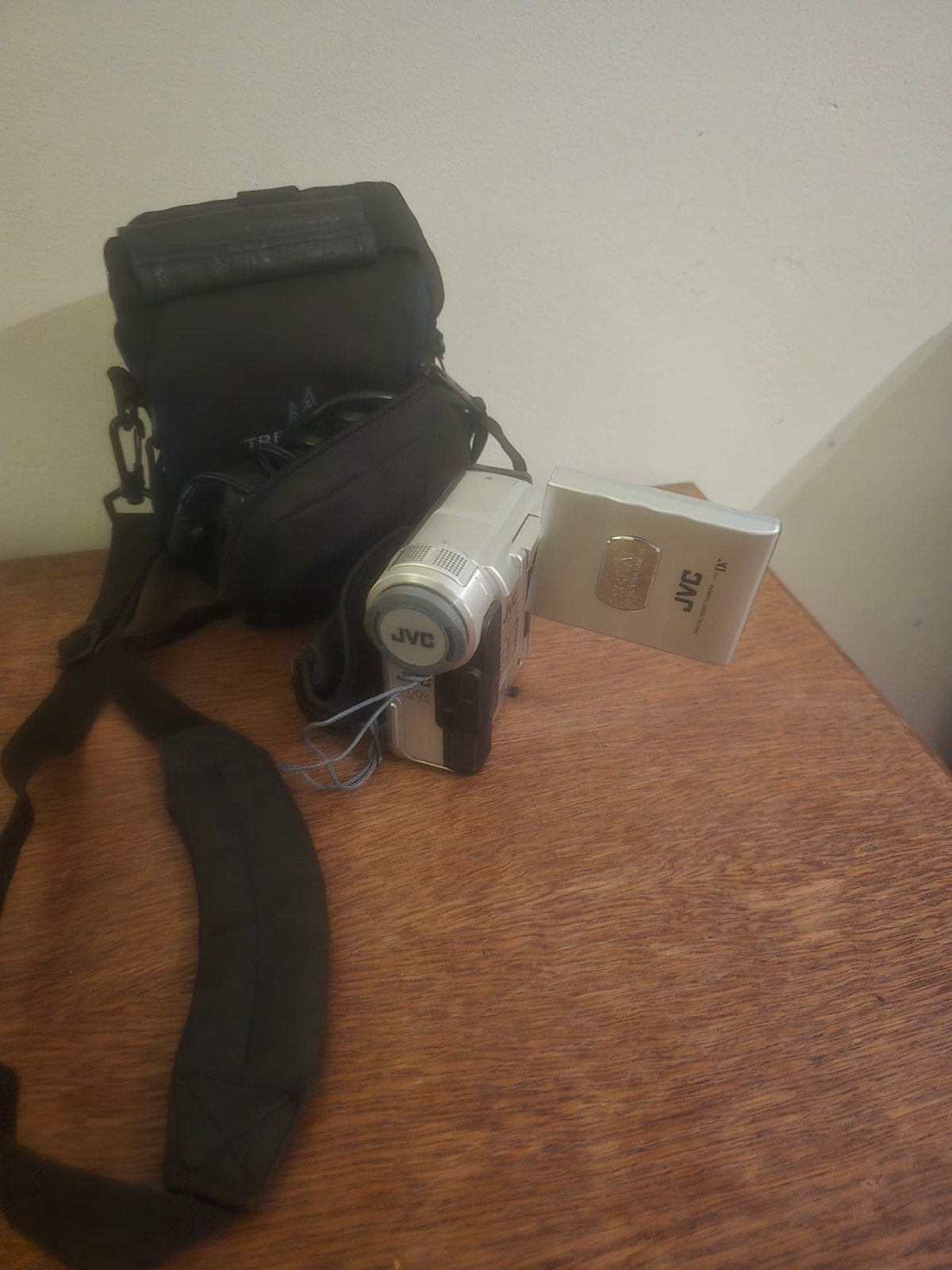 JVC Mini DV Camcorder met tas, Mini dv, Gebruikt, JVC, Ophalen of Verzenden