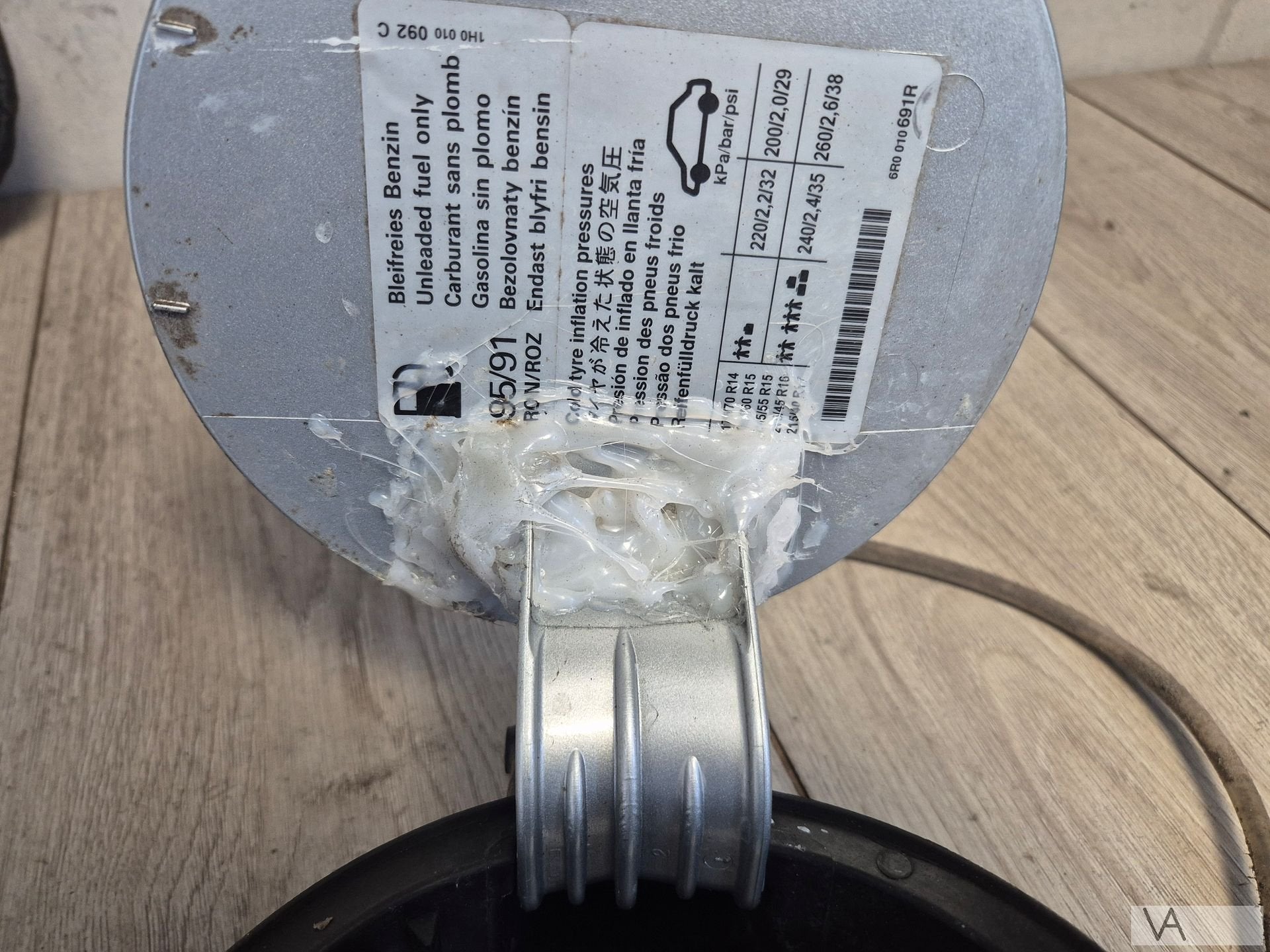 Tankklep klepje zilver van Volkswagen Polo 6r 6c hersteld, Gebruikt, -, -, Ophalen of Verzenden