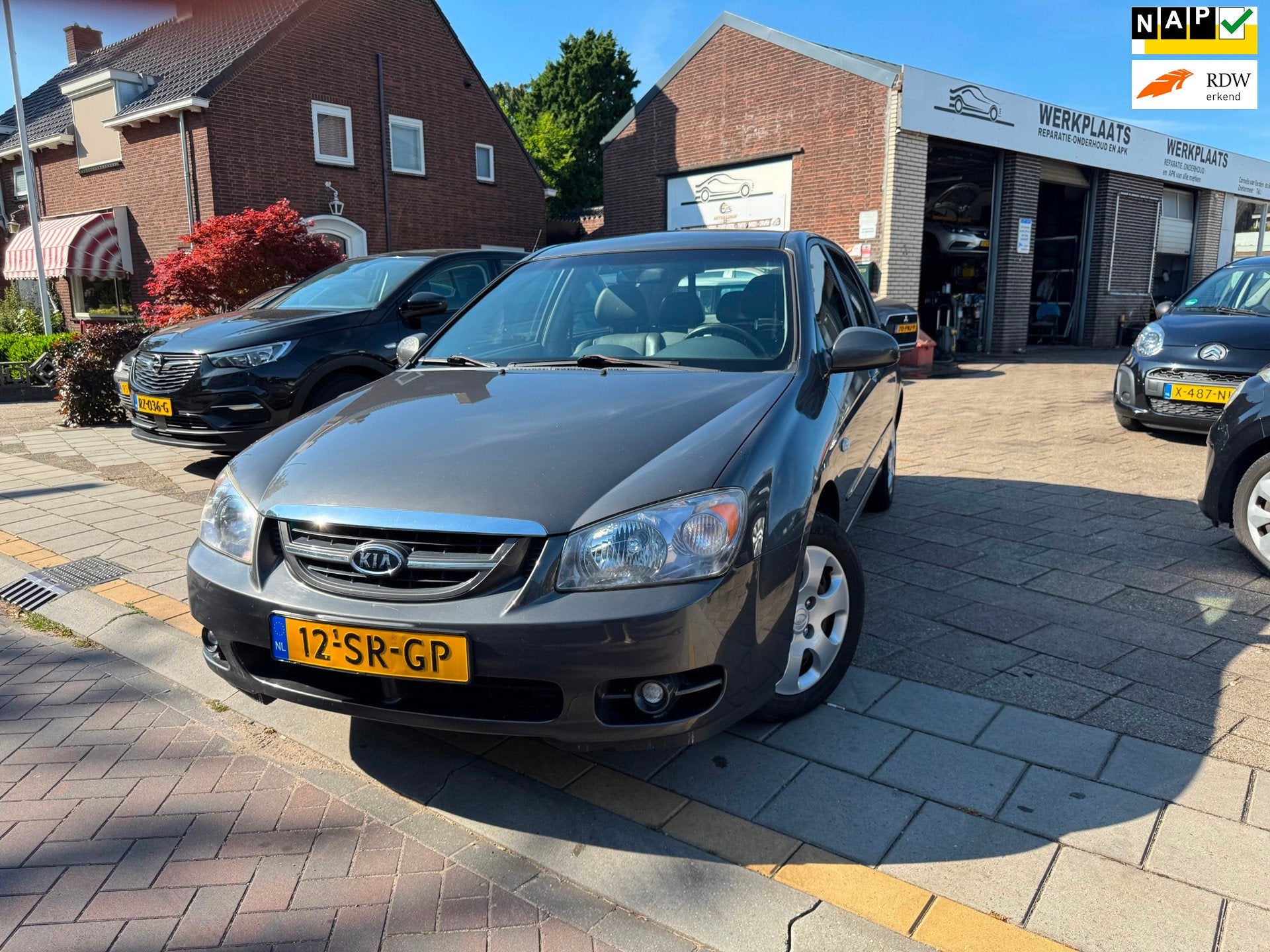 Kia Cerato 2.0-16V EX NW APK/ AIRCO/ CRUISE CONTROLE/CV, Auto's, Kia, Gebruikt, 1225 kg, Bedrijf, Handgeschakeld