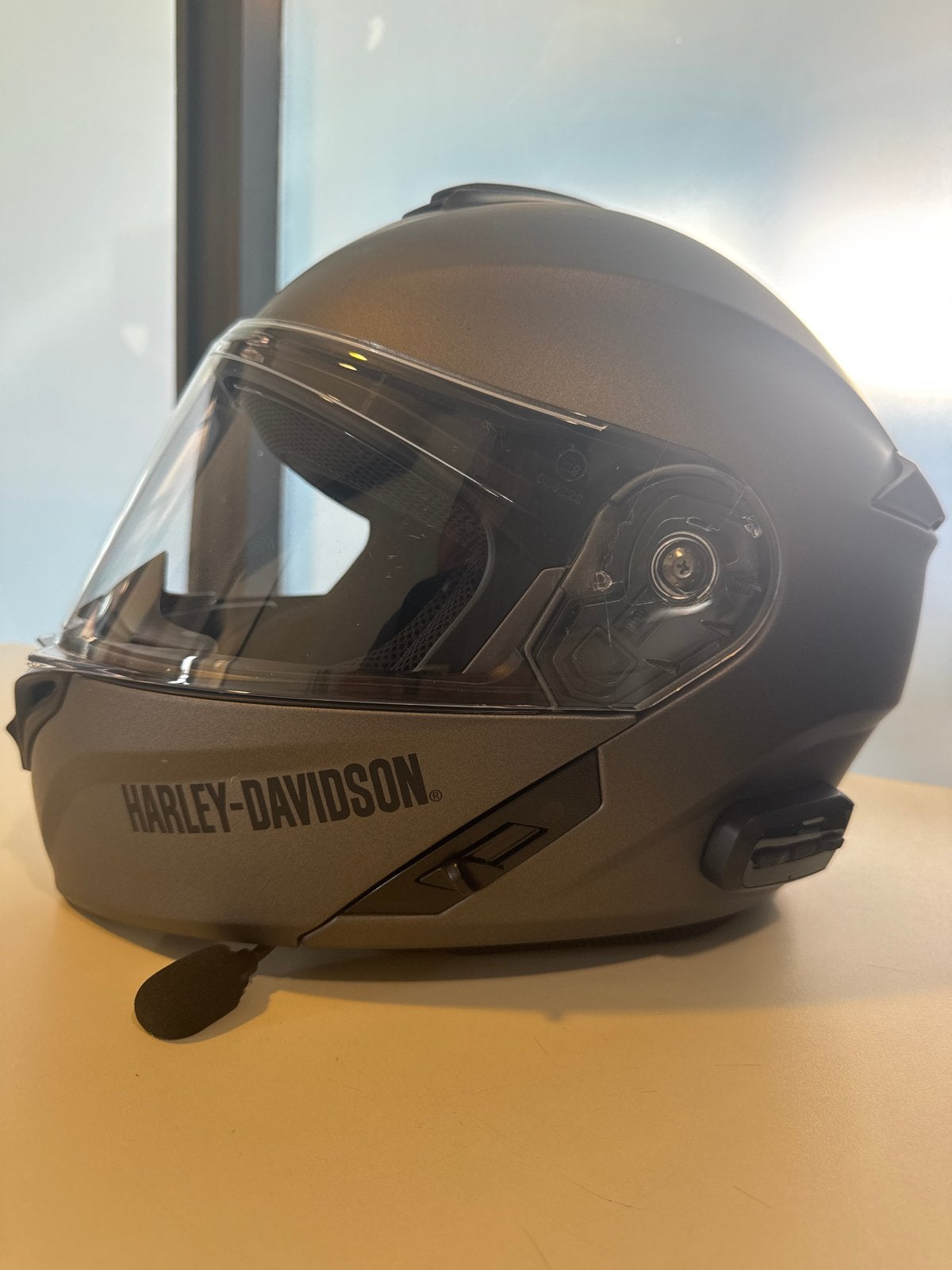 Harley-Davidson Systeemhelm XL Sena Audio - Zo goed als nie, Motoren, Kleding | Motorhelmen, Systeemhelm, Heren, XL, Tweedehands