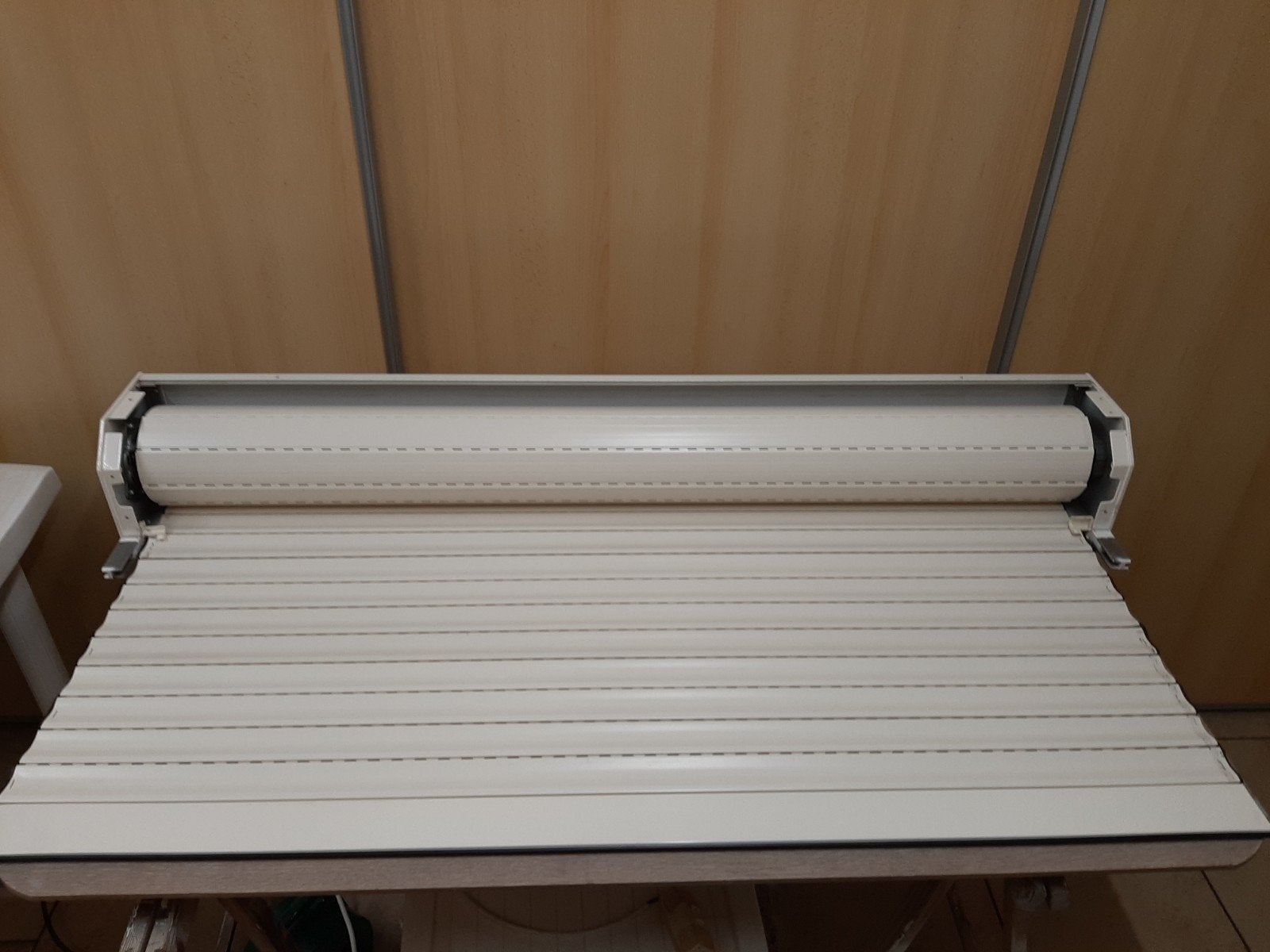 Mooie rolluiken met nieuwe schakelaar en nieuw aansluitsnoer, Ophalen, Nieuw