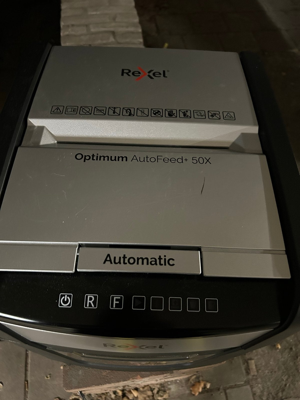 Rexel Optimum AutoFeed+ 50X papierversnipperaar, Ophalen of Verzenden, Zo goed als nieuw