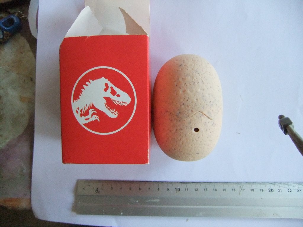 Vintage McDonald's Jurassic Park T-Rex ei met figuur, Verzenden, Zo goed als nieuw