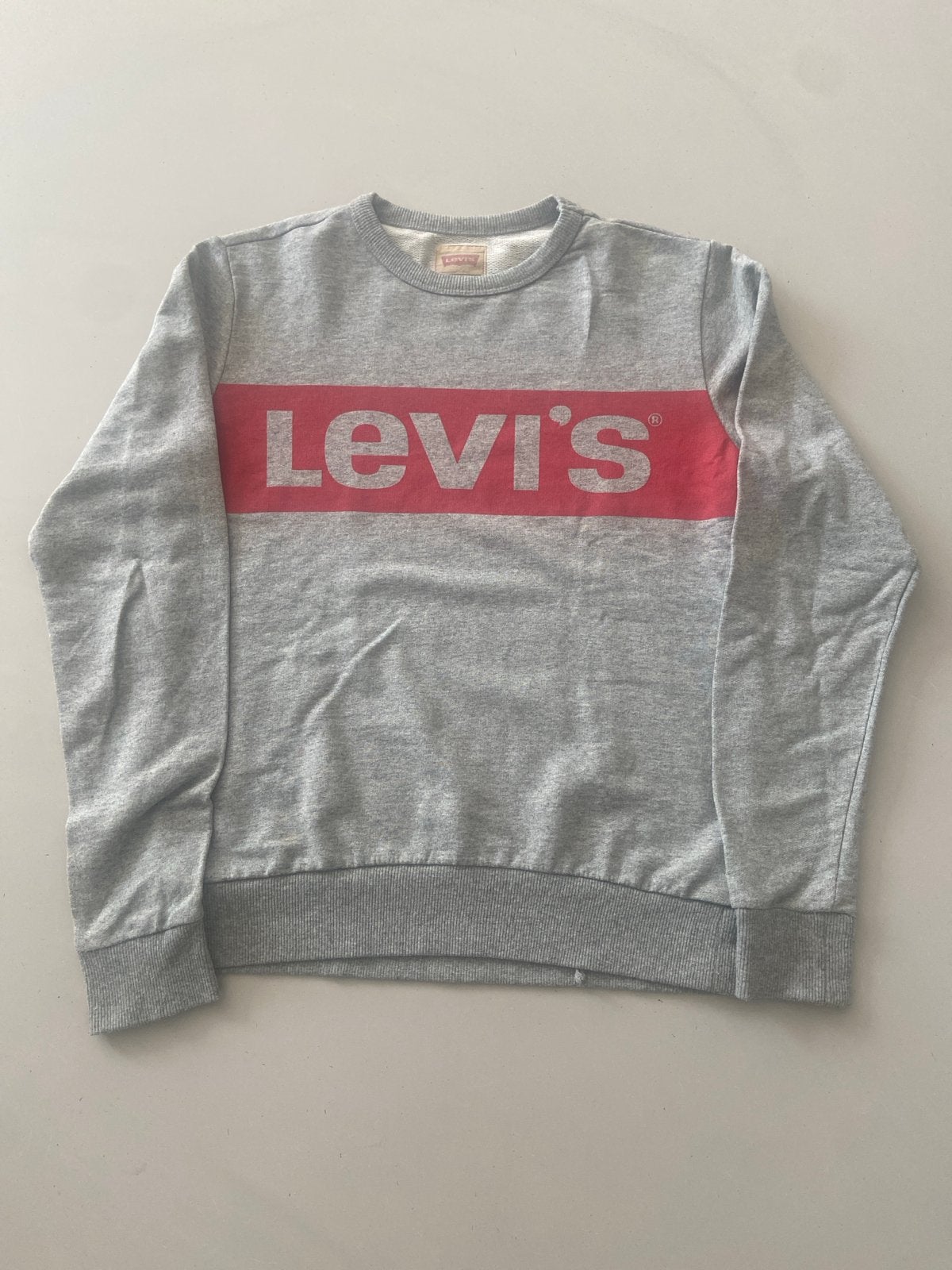 Levi's sweater grijs met rood logo, Ophalen of Verzenden, Gedragen, Maat 36 (S), Grijs