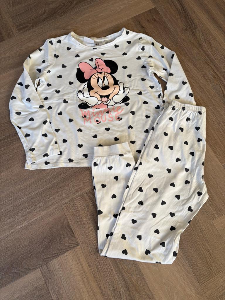 Gratis witte pyjama Disney Minnie Mouse H&M maat 134/140, Ophalen, Gebruikt, Meisje, Nacht- of Onderkleding