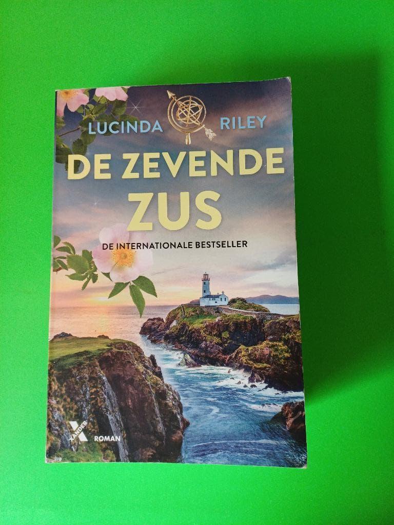 Boek - Lucinda Riley - De Zeven Zussen - De Zevende Zus, Boeken, Ophalen of Verzenden, Gelezen