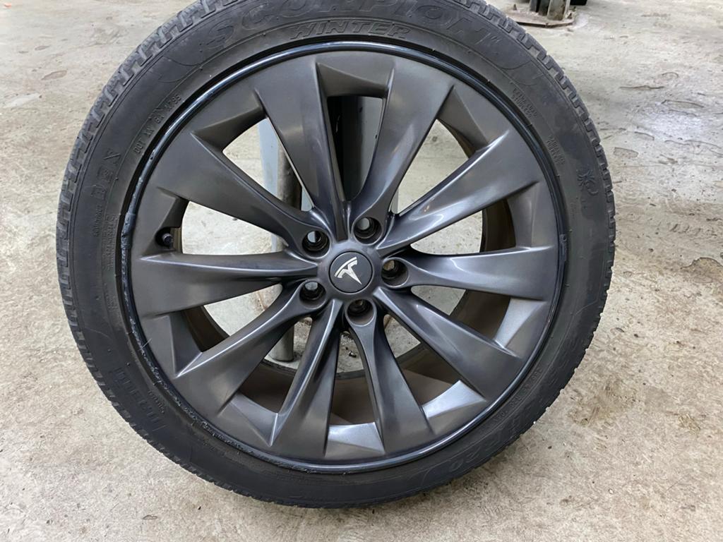 Tesla Model X 20 inch Velgen Donker Grijs Origineel, Auto-onderdelen, Banden en Velgen, Gebruikt, 255 mm, Banden en Velgen, Personenwagen
