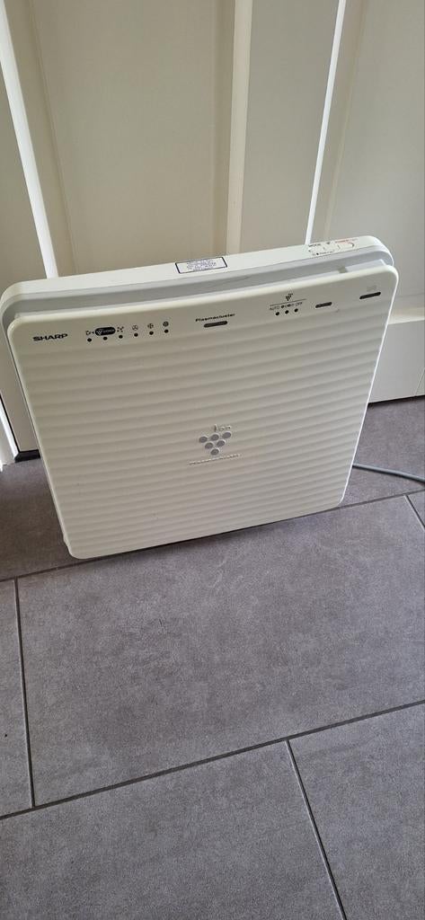 Sharp FU-S25E Luchtreiniger met HEPA en Koolstoffilter, Ophalen, Zo goed als nieuw, Luchtreiniger