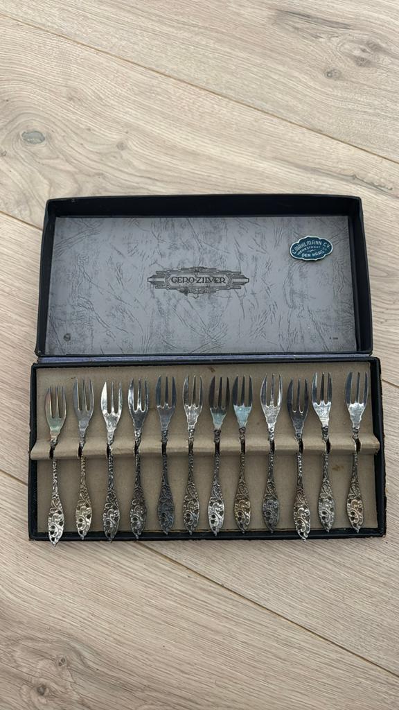 Gero Zilmeta gebaksvorkjes in originele doos, Antiek en Kunst, Ophalen of Verzenden