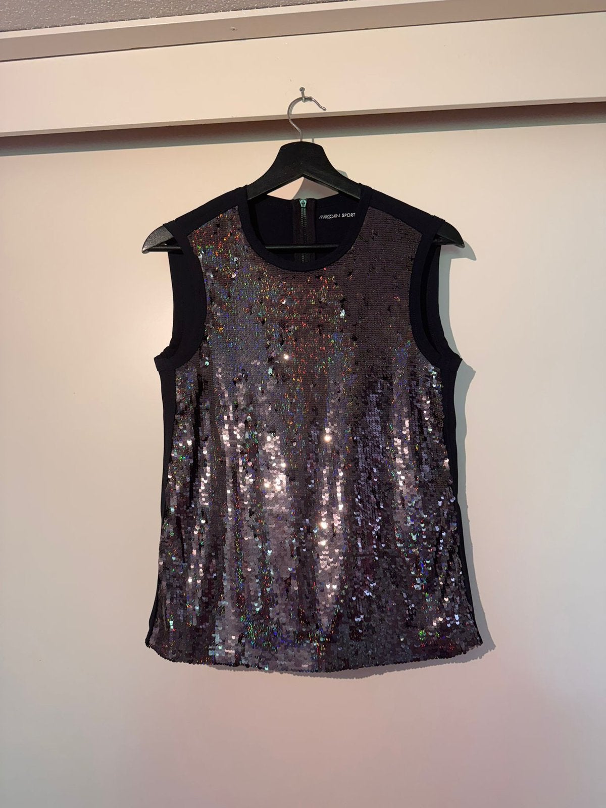 Zwarte marccain top met lovertjes maat 1/36 €10,00, Zwart, Ophalen of Verzenden, Zo goed als nieuw, Maat 36 (S)