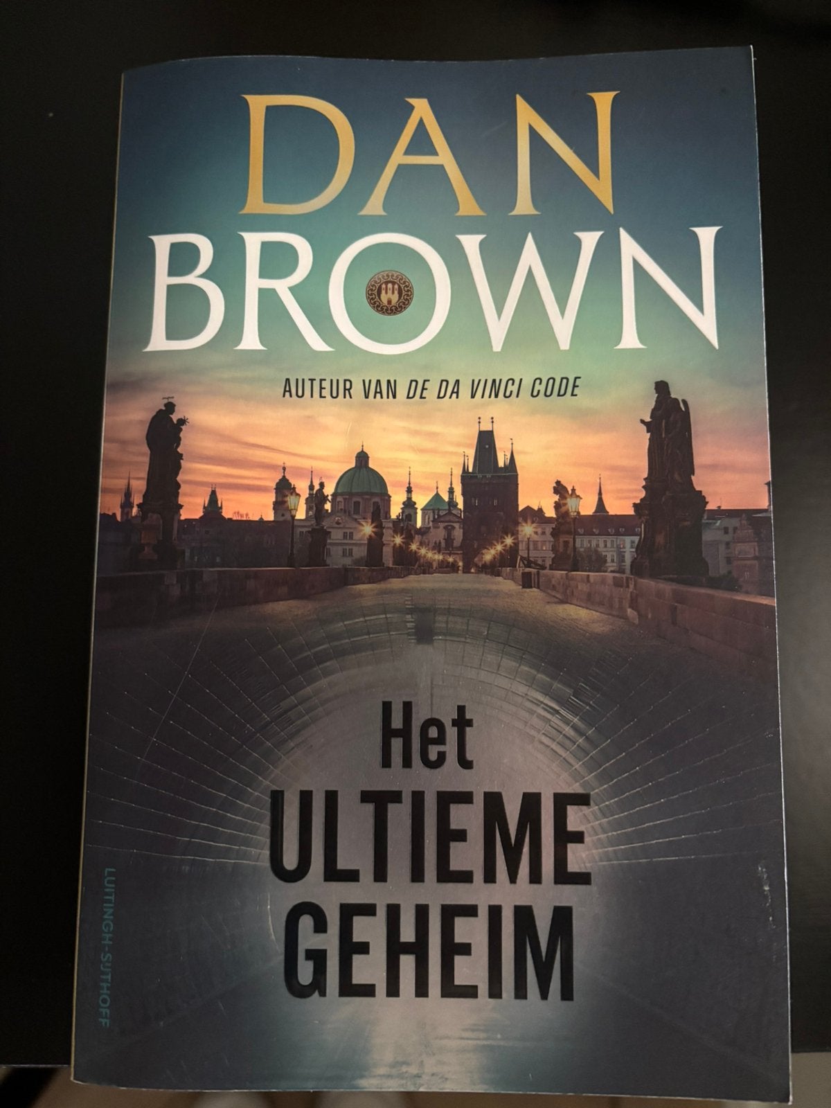 Dan Brown nieuwste boek Het Ultieme Geheim, Ophalen of Verzenden, Zo goed als nieuw