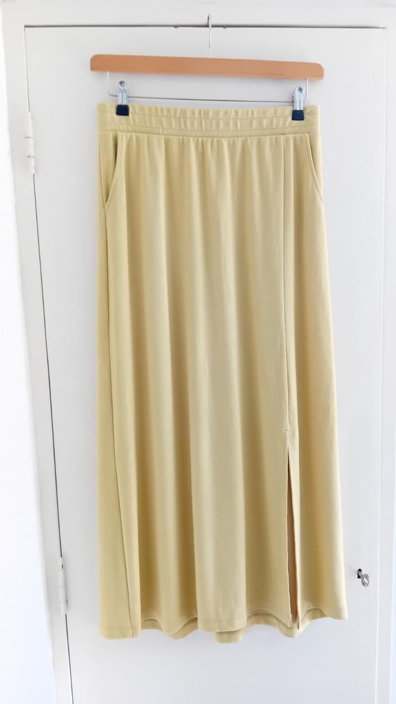 Hema maxi rok retro structuur zacht geel M, Kleding | Dames, Maat 38/40 (M), Geel, Ophalen of Verzenden, Zo goed als nieuw