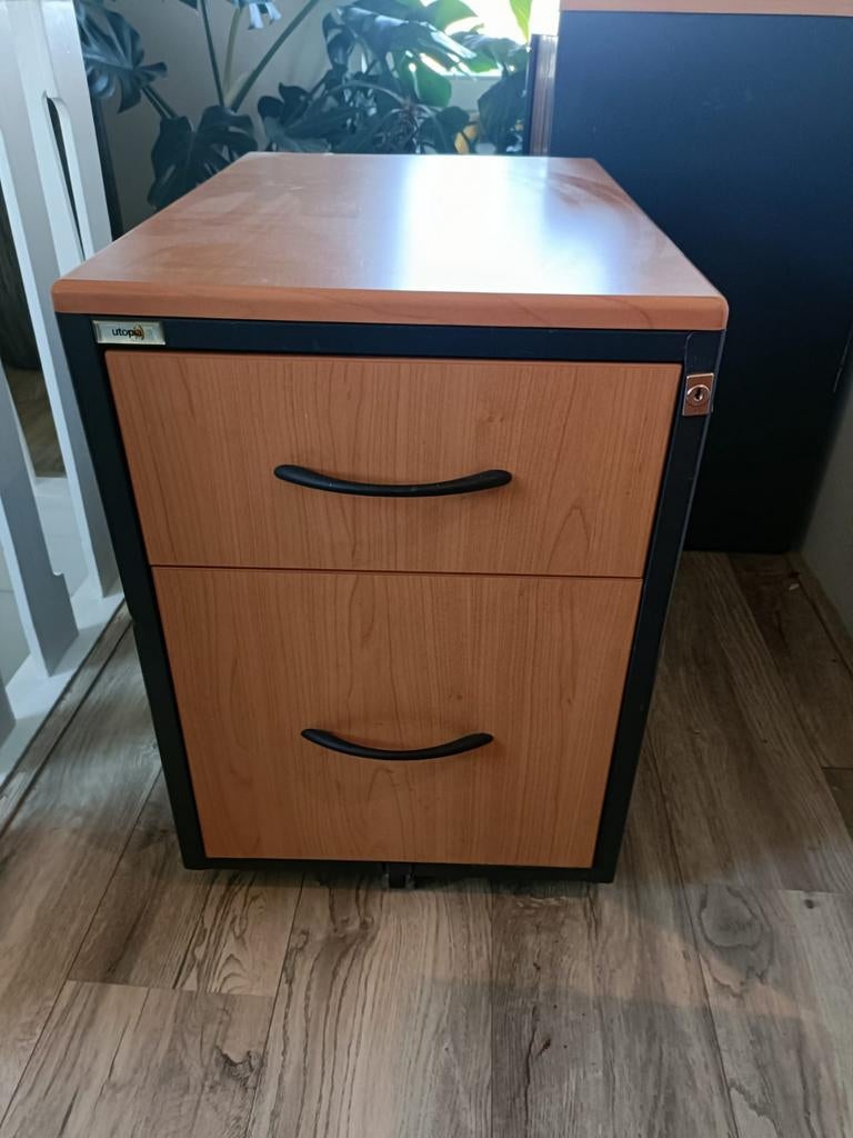 Kantoormeubels: Ladekast en Schuifdeurkasten (houtlook), Ophalen of Verzenden, Gebruikt