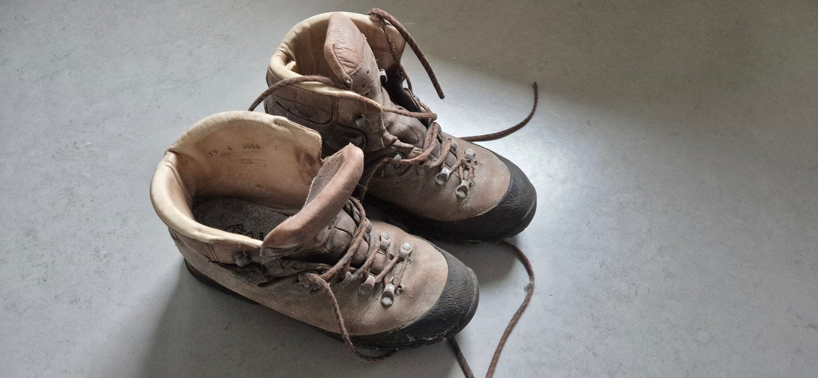 Hanwag Dames Bergschoenen mt 41.5 - Robuust en Comfortabel, Ophalen, Gebruikt, Schoenen