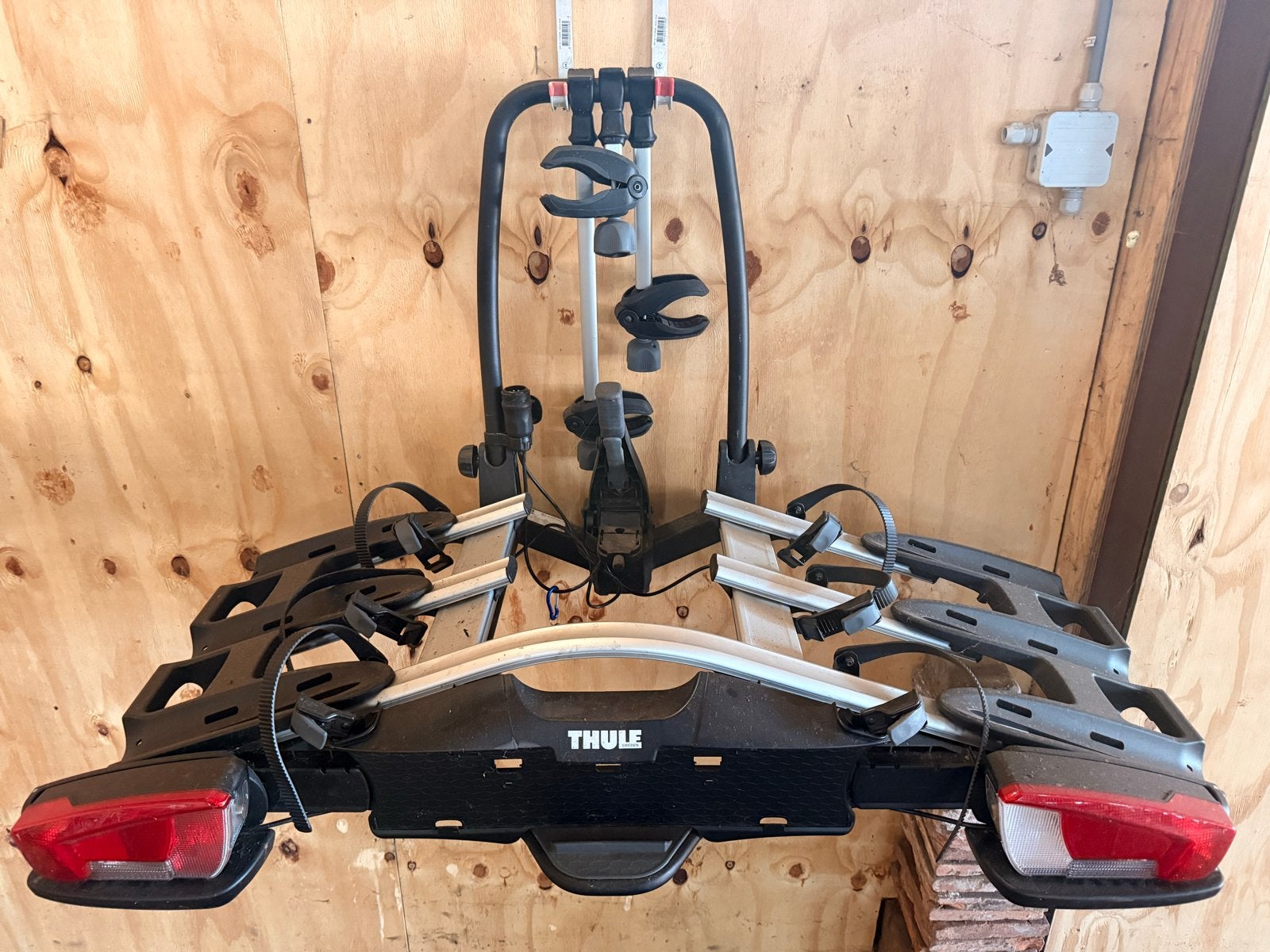 Thule VeloCompact 924 fietsendrager - Z.G.A.N., Auto diversen, Fietsendragers, Ophalen, Zo goed als nieuw, 2 fietsen, Trekhaakdrager