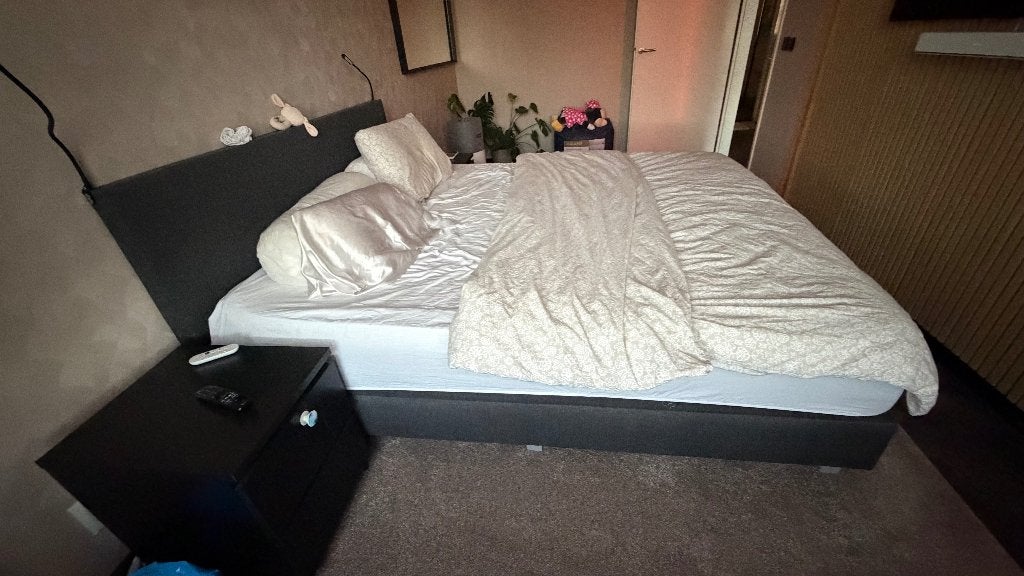 Gratis Tweepersoonsbed be met hoofdbord - Zo goed als nieuw, Ophalen, Gebruikt, Tweepersoons, 180 cm