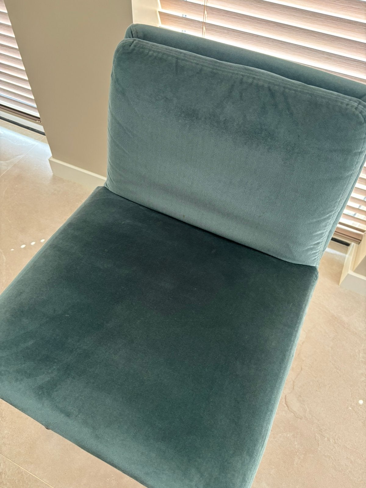 4 mooie barkrukken van het posthuis in zeegroene kleur, 2 krukken, Ophalen, Zo goed als nieuw, 60 tot 90 cm